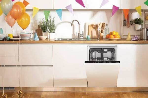 Myčka nádobí Gorenje GV583B10AD