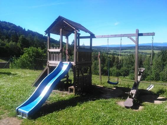 Hotel Pod Zvičinou - sportovní zařízení - Dolní Brusnice - Východní-Čechy.info - oficiální turistický portál Pardubického