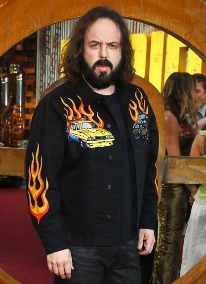 Angus Sampson
