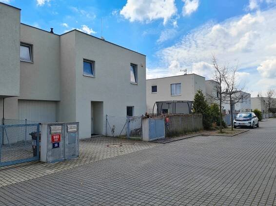 Prodej Dům, Růženínová, Praha 5 - Slivenec