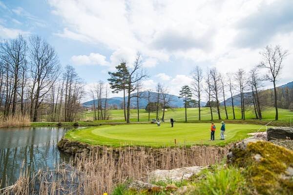 Prosper Golf Resort Čeladná - Royal Angeles Business Golf Club, s.r.o.