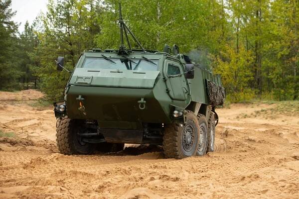 Dánská armáda pořizuje 130 obrněných transportérů Patria 6x6