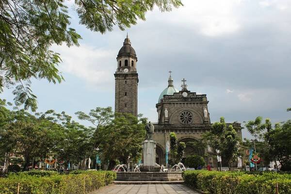 Manila Travel Guide - Go Travel First