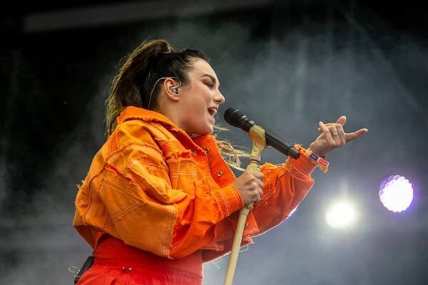 Na 33. ročník festivalu Táborská setkání přijede koncertovat i česká slavice roku 2023 Ewa Farna.
