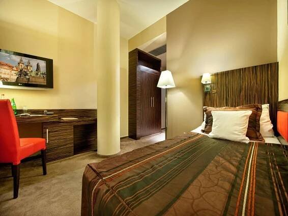Hotel Crystal Palace, Česká republika Praha a okolí - 720 Kč Invia