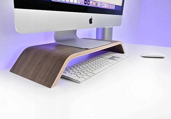 Dřevěný stojan na monitor notebook tablet ve skandinávském stylu světlý dub EAN (GTIN) 4779037750948
