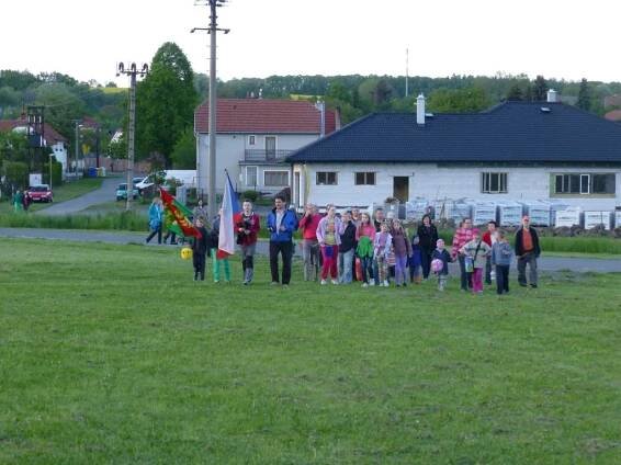 Lampionový průvod 2014 - Oficiální stránky obce Paršovice