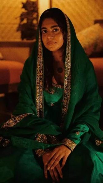 Nimisha Sajayan’s serene and striking looks