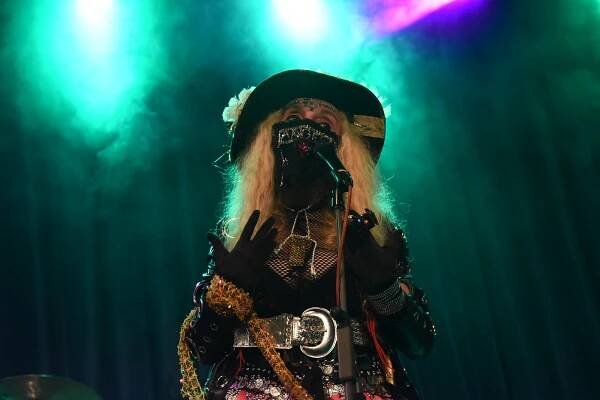 Oslava rockové muziky a svobody: v Kolíně zazpívala Jana Uriel Kratochvílová
