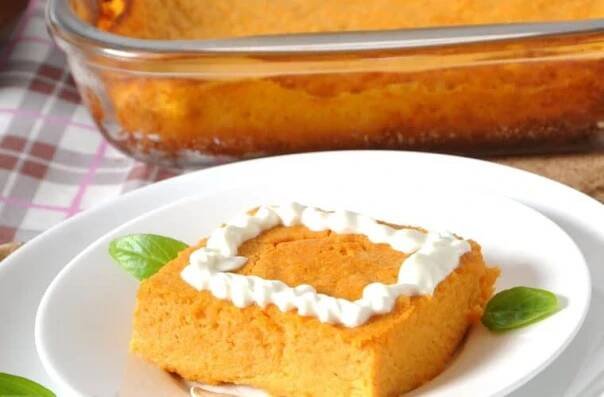 pumpkin souffle casserole with whipped topping