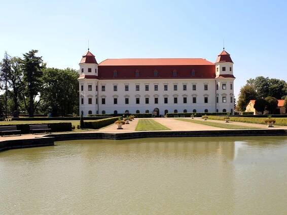 V Holešově začala turistická sezona. Na co se mohou návštěvníci letos těšit?