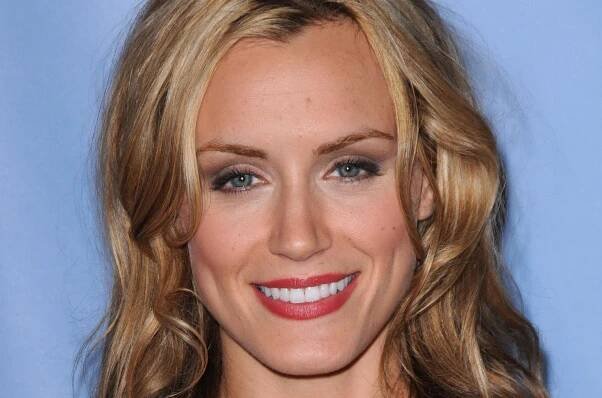 Taylor Schilling