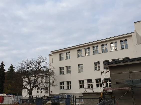 Gymnázium, Dvořákovo náměstí 800/9, Kralupy n. Vlt. - Passive Concept s.r.o.