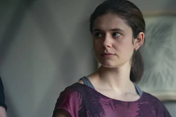 Rozhovory s přáteli - Epizoda 2 - Z filmu - Alison Oliver