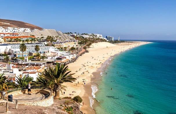 British girl, 11, dies after drowning in swimming pool on holiday in Spain
