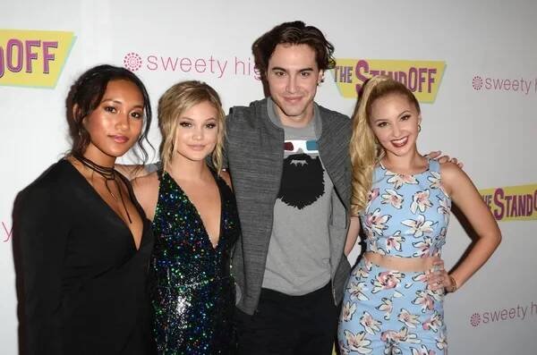 Sydney Park, Olivia Holt, Ryan Mccartan, Audrey Whitby — Stockbild