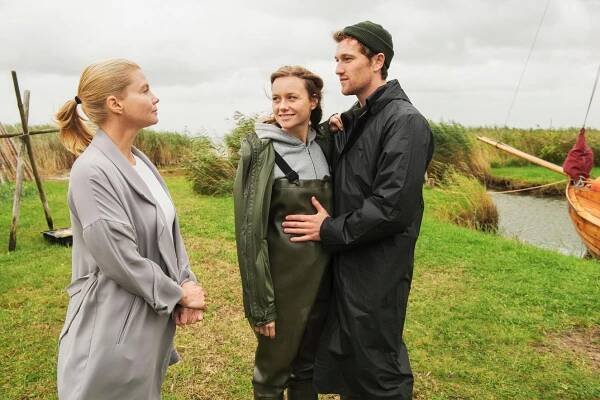 Ella Schön - Záležitost s láskou - Z filmu - Annette Frier, Anna Unterberger, Artjom Gilz
