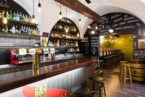 Pronájem, Bar, 53 m2 - Dolní náměstí, Olomouc