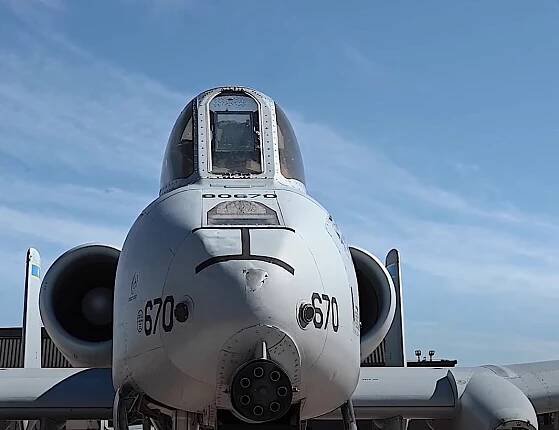 A-10 Warthog Grins and Stares as It’s About to Feed Mid-Air