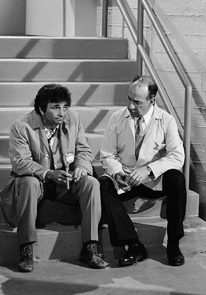 Peter Falk and José Ferrer in Mind Over Mayhem (1974)
