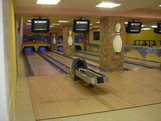 Bowling - JaR DIGITAL group s.r.o. - Přední výrobce kuželen a bowlingů. Kompletní dodávky, servis, montáž, náhradní díly