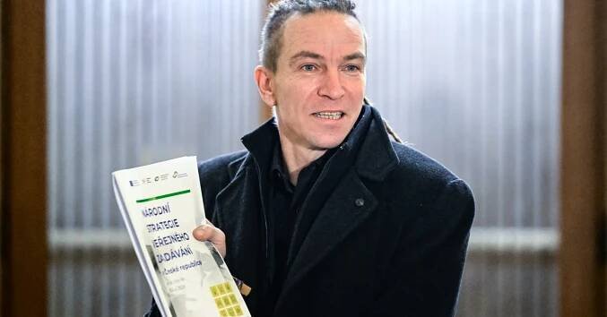Milionová pokuta pro ministerstvo. Bartoš chyboval v zadání digitalizace mimo tendr - EchoPrime.cz