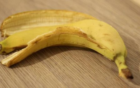 Banana Peel Uses: Why You Shouldn’t Throw Them Away