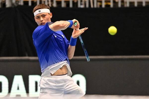 Kluci budou v Davis Cupu kousat, věří expert. Na Menšíka si dávají pozor