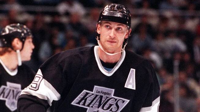 Jedinečný Gretzky slaví šedesátiny. V NHL dokázal vše, zklamání mu připravil Hašek