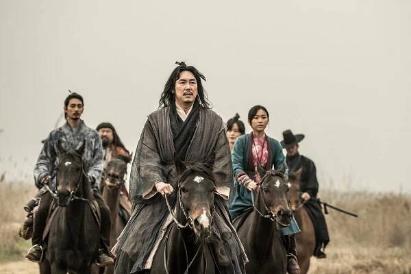 Gwangdaedeul : pungmunjojakdan - Z filmu - Jin-woong Cho
