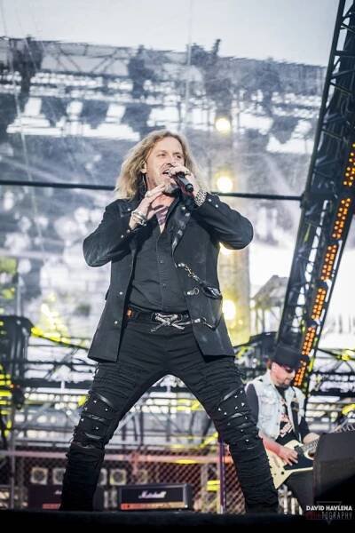 KABÁT - 22. 5. 2015, Plzeň | Spark Rock Magazine