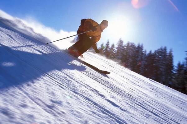 Kam na lyže? Rakousko a Itálie nabízejí Alpy, Slovensko Tatry