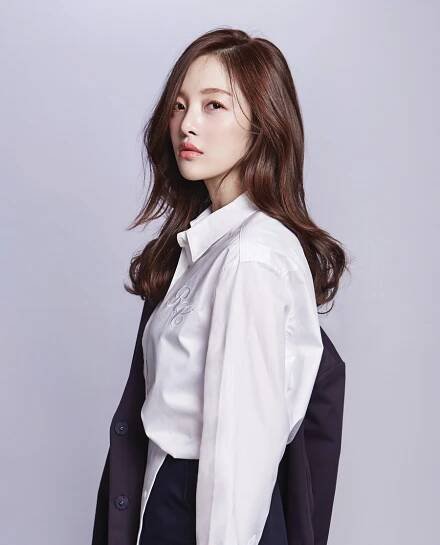 Hwang Bo-Ra-p001.jpg