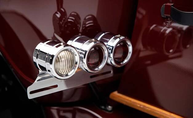 1929 Pierce-Arrow Model 133 Limousine - The JBS Collection