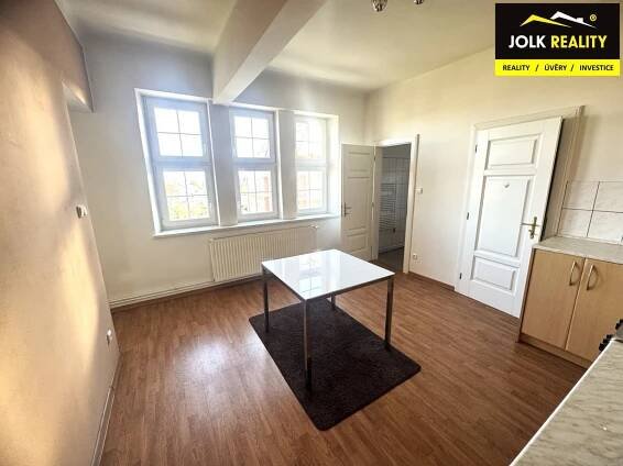 Pronájem byty 3+1, 90 m2 - Opava - Předměstí