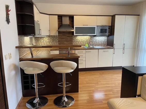 Pronájem bytu 2+kk 60 m², Sušilova, Praha, Praha