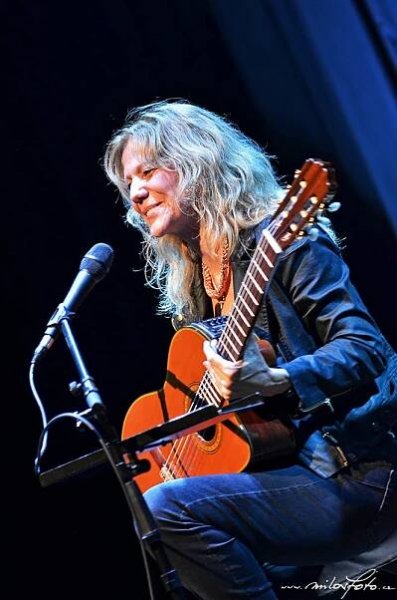 LENKA FILIPOVÁ – Sono Centrum, Brno
