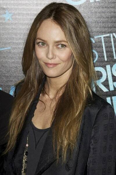 Vanessa Paradis má prý nového chlapa: Exmilence Carly Bruni