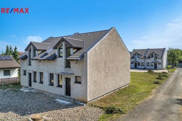 Nabídka nemovitostí na prodej a pronájem | RE/MAX G8 Reality
