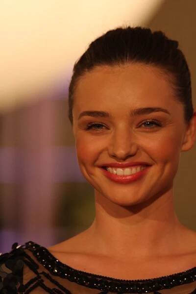 Dimple - Wikipedia