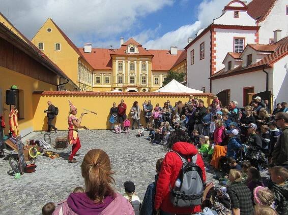 Na borovanské Borůvkobraní se vrátila soutěž v pojídání knedlíků