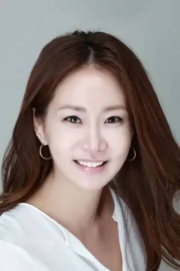 Eun-Kyung Shin