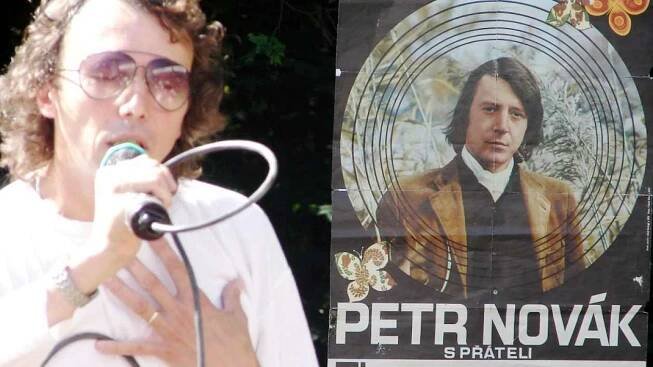 Rok Petra Nováka má na programu Hvězdičku blýskavou