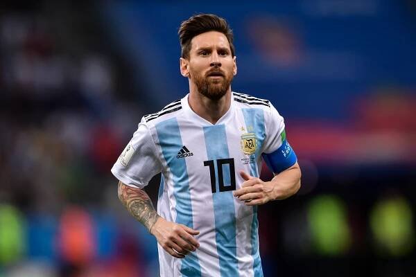 Opustí Lionel Messi Paříž Saint Germain? Spekulace o jeho přestupu sílí