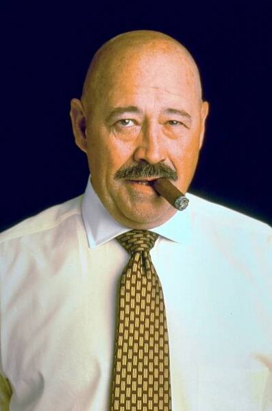Barry Corbin - Columbo - Vražedné stopy - Promo