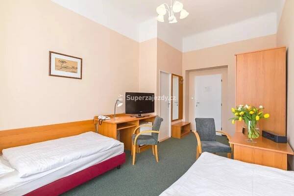 LÁZEŇSKÝ HOTEL ROYAL FRANTIŠKOVY LÁZNĚ - Česká Republika - Západočeské lázně - Františkovy Lázně | Superzajezdy.cz