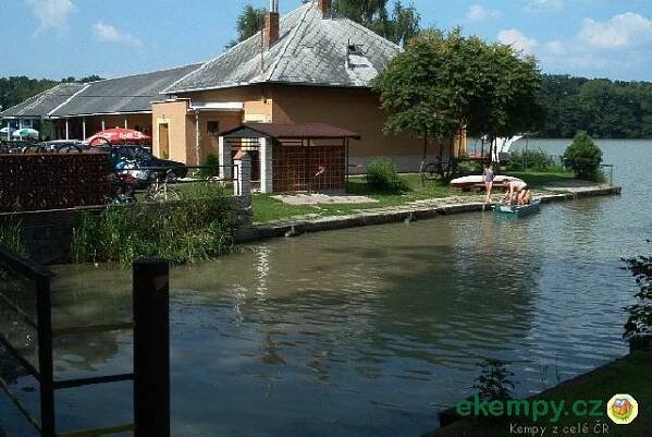 Nejlepší kempy Královéhradecký kraj | eKempy.cz > autokempy, apartmány, bungalovy, mobilní domy, chatky, ubytování v ČR