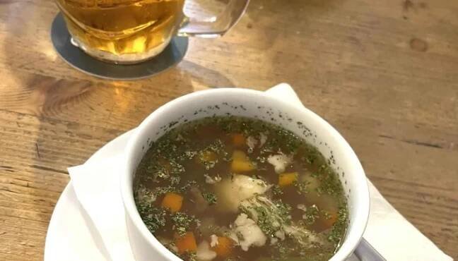 Restaurace U Nadrazi Hledam - Srbsko-karlštejn