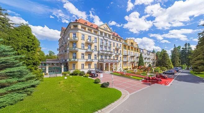 Spa Resort PAWLIK – AQUAFORUM: Luxusní odpočinek ve Františkových Lázních
