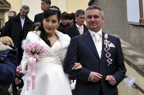 Kancléř Mynář se oženil. Svědčit mu byl prezident